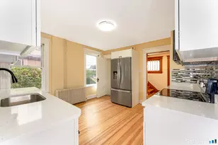 201 Fairlawn Ave, Waterbury, CT 06705 - Photo 13
