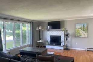 10 Pleasant St, Stonington, CT 06355 - Photo 3