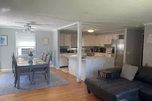 10 Pleasant St, Stonington, CT 06355 - Photo 5