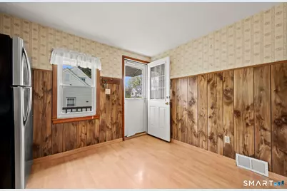 27 Baldwin Street, Meriden, CT 06451 - Photo 9