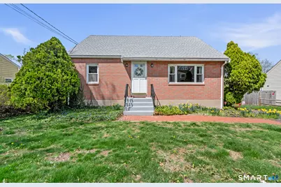 27 Baldwin Street, Meriden, CT 06451 - Photo 3