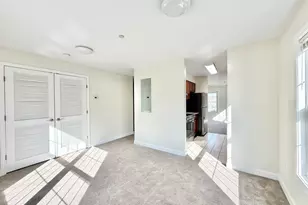 37 Fairfield Ave, Stamford, CT 06902 - Photo 7