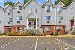 925 Oronoke Rd, Waterbury, CT 06708 - Photo 1