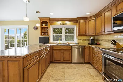 79 Briarwood Drive, Meriden, CT 06450 - Photo 11