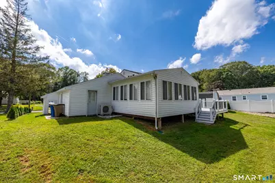34 Silver Lane, Enfield, CT 06082 - Photo 5