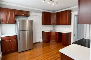 207 Helen St, Hamden, CT 06514 - Photo 1