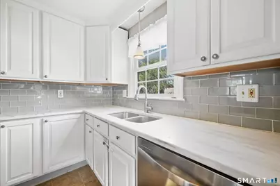 14 Gordon Avenue, Enfield, CT 06082 - Photo 19