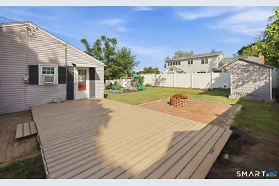 14 Gordon Avenue, Enfield, CT 06082 - Photo 5
