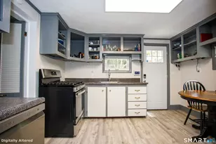 27 West St, New London, CT 06320 - Photo 9