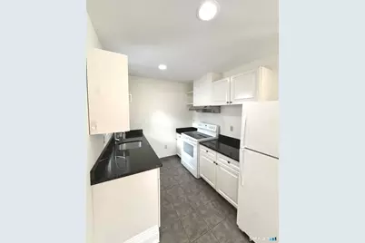 93 New Canaan Avenue #1A, Norwalk, CT 06850 - Photo 1