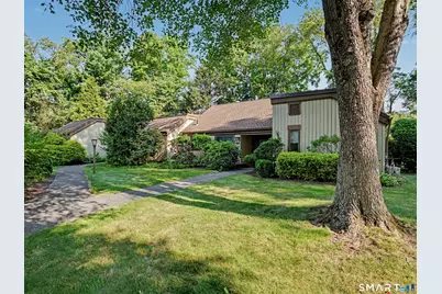 626 Heritage Village #B, Southbury, CT 06488 - Photo 3