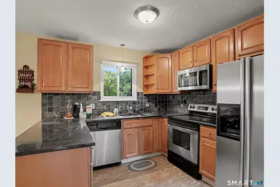 626 Heritage Village #B, Southbury, CT 06488 - Photo 11