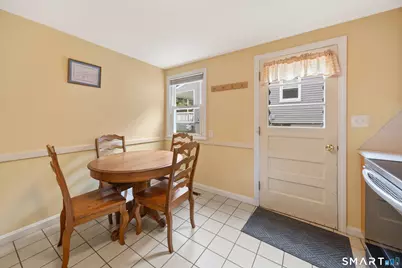 26 Southington Avenue, Southington, CT 06489 - Photo 7