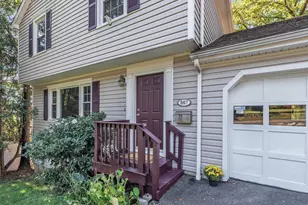 667 Melville Ave, Fairfield, CT 06825 - Photo 3