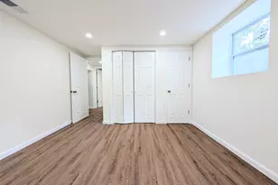 1996 Huntington Rd, Stratford, CT 06615 - Photo 17