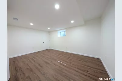 1996 Huntington Road, Stratford, CT 06615 - Photo 15