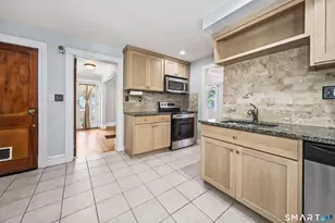 118 Englewood Ave, West Hartford, CT 06110 - Photo 15