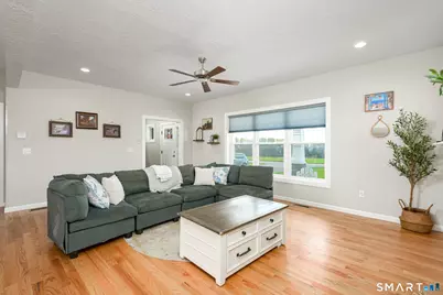 71 Middle Road, East Windsor, CT 06016 - Photo 17