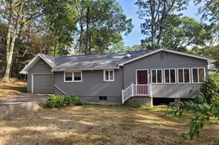 5 Laurel Dr, New Milford, CT 06776 - Photo 1