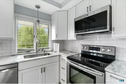 4 Candlewood Birches, Brookfield, CT 06804 - Photo 7