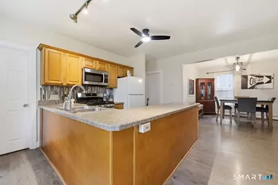 118 Reservoir Avenue, Meriden, CT 06451 - Photo 5