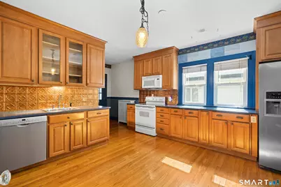 118 Cambridge Street #2, West Hartford, CT 06110 - Photo 5