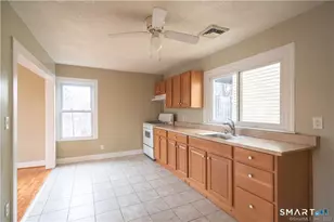 762 State St, New Haven, CT 06511 - Photo 1