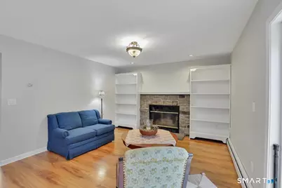 251 Edgemark Acres, Meriden, CT 06451 - Photo 5