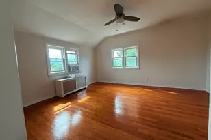 40 Travis Ave, Stamford, CT 06905 - Photo 5