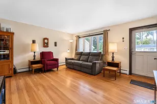 17 Greenbriar Cir, Fairfield, CT 06824 - Photo 5