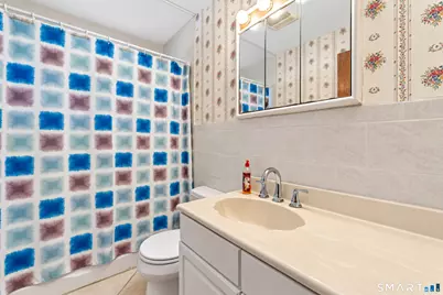 17 Greenbriar Circle, Fairfield, CT 06824 - Photo 15