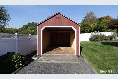 27 Kodak Street, Waterbury, CT 06704 - Photo 11