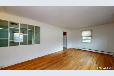 35 Sunset Street, New London, CT 06320 - Photo 9