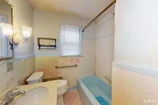 35 Sunset St, New London, CT 06320 - Photo 11