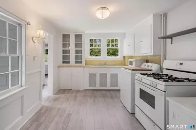 40 Ogden Road, New Canaan, CT 06840 - Photo 9