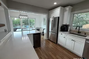 35 Greenwood Dr, Trumbull, CT 06611 - Photo 17