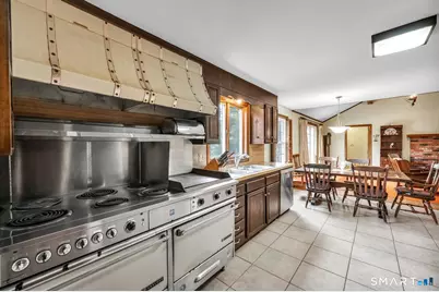 110 Goodspeed Avenue, Meriden, CT 06451 - Photo 7