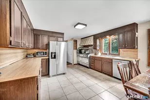 110 Goodspeed Ave, Meriden, CT 06451 - Photo 13