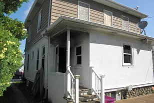 50 Sherman St, New London, CT 06320 - Photo 3