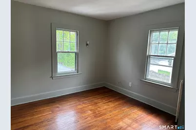 35 Woodmere Road, West Hartford, CT 06119 - Photo 9