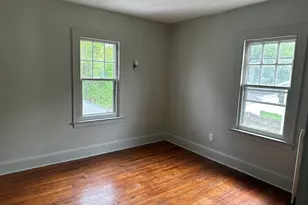 35 Woodmere Rd, West Hartford, CT 06119 - Photo 9