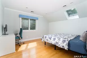 42 Woodledge Rd, Stamford, CT 06907 - Photo 19