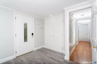 42 Woodledge Rd, Stamford, CT 06907 - Photo 21