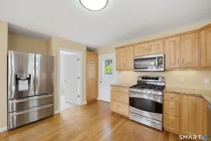 64 Hawthorne St, West Haven, CT 06516 - Photo 15