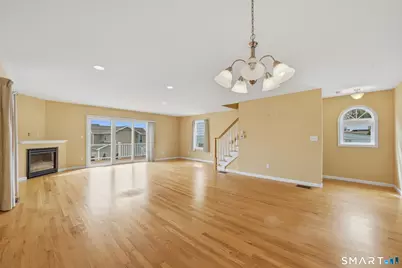 64 Hawthorne Street, West Haven, CT 06516 - Photo 11