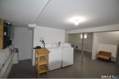 807 Brewster Street, Bridgeport, CT 06605 - Photo 9