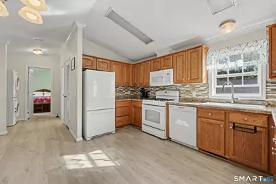 11 Bridlepath Trail, Killingworth, CT 06419 - Photo 3