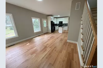 7 Pickney Avenue, Plainville, CT 06062 - Photo 3