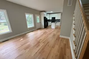 7 Pickney Ave, Plainville, CT 06062 - Photo 3