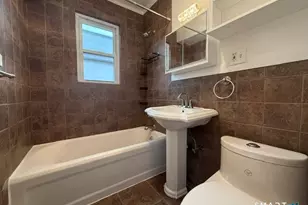 1031 Lindley St, Bridgeport, CT 06606 - Photo 15